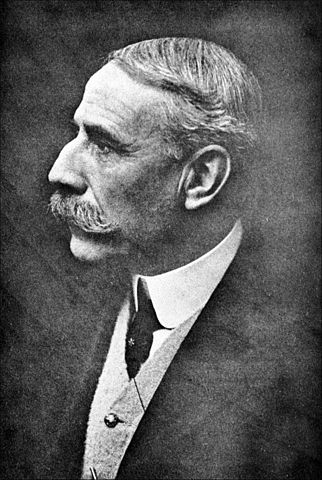 File:Edward Elgar 1917.jpg