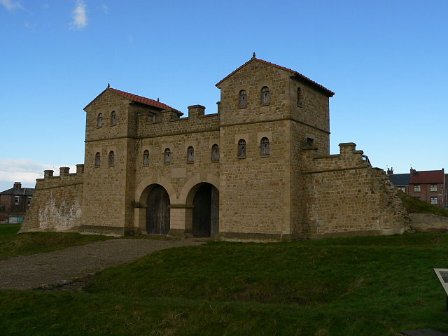 File:Arbeia Roman Fort reconstructed gateway.jpg