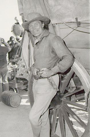 File:Jack Palance 1974.jpg