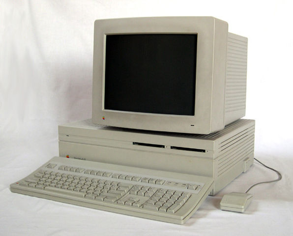 File:MacII.jpg