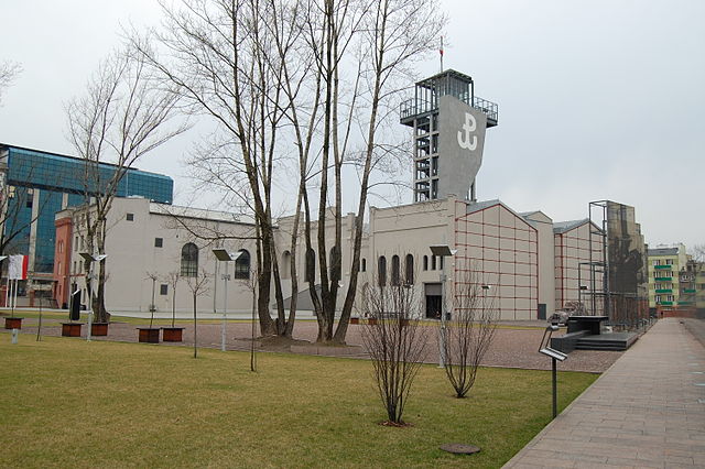 File:Warszawa-MPW.jpg