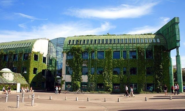 File:6 Warszawa 407.jpg