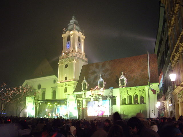 File:Bratislava Silvester 2006.jpg