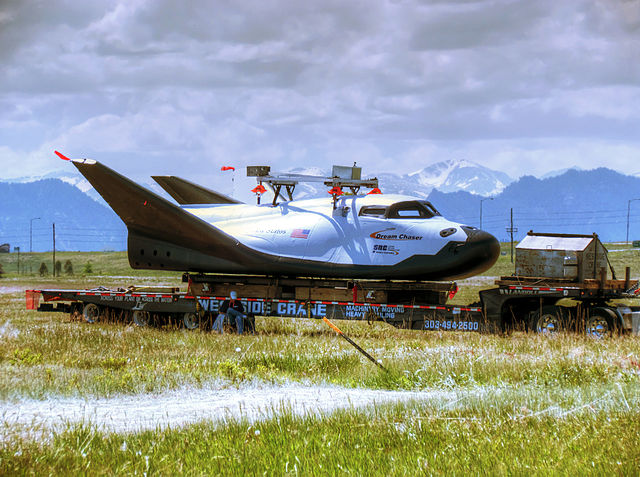 File:Dream Chaser drop tests.jpg
