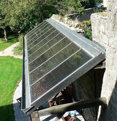 File:Twice Cropped Zonnecollectoren.JPG