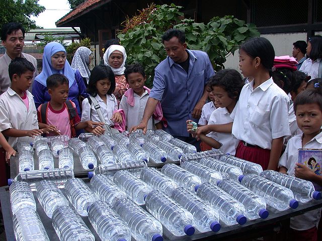 File:Indonesia-sodis-gross.jpg