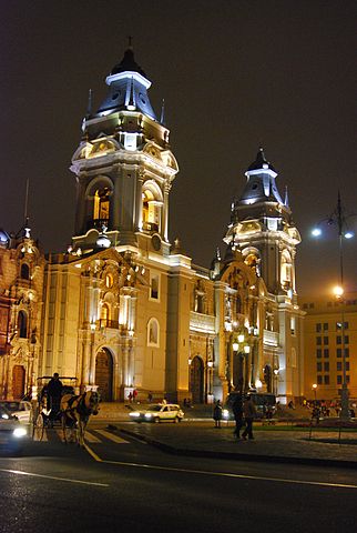 File:Catedral de lima2.jpg