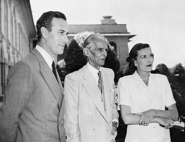 File:Mountbatten Jinnah.jpg
