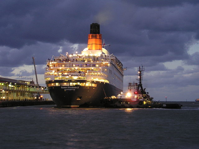 File:QE2 Port Melbourne 20080229.JPG