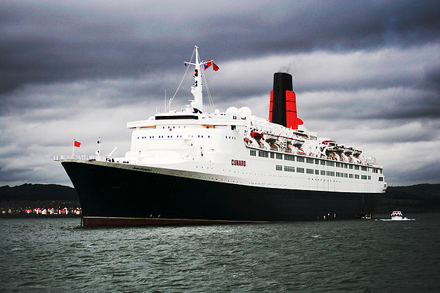 File:QE2-South Queensferry.jpg