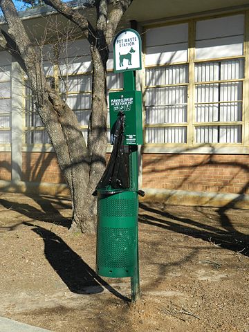 File:Pet Waste Station.jpg