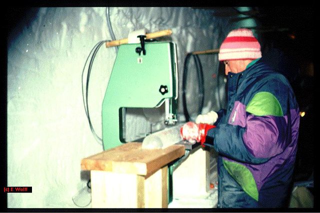 File:Gripsaw.jpg