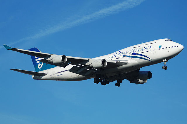 File:Air New Zealand B747-400 ZK-SUI at LHR.jpg