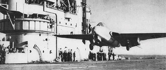 File:DeHavilland Vampire HMS Ocean Dec1945 NAN1 47.jpg