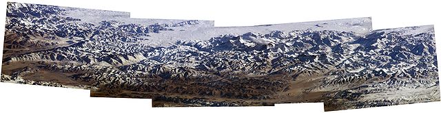 File:EverestMosaic.jpg
