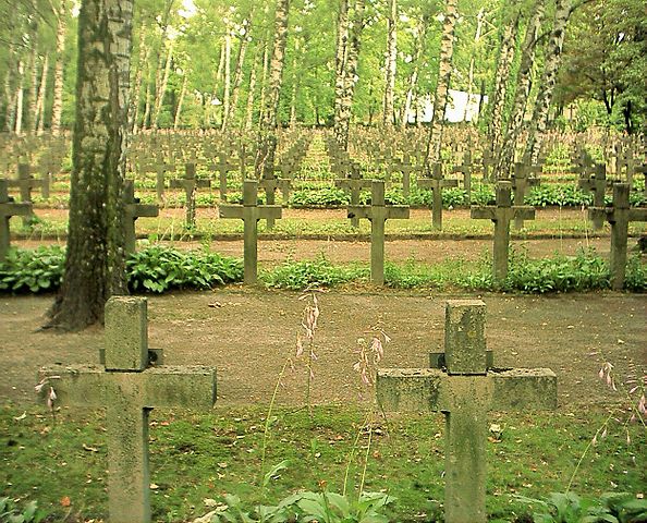 File:Powazki 1920.JPG
