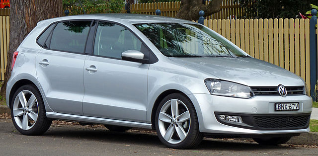 File:2010 Volkswagen Polo (6R) 77TSI Comfortline 5-door hatchback 01.jpg