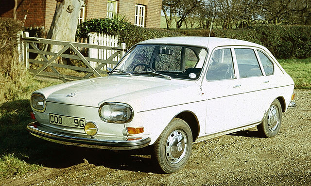 File:Volkswagen 411 Front view Essex.jpg