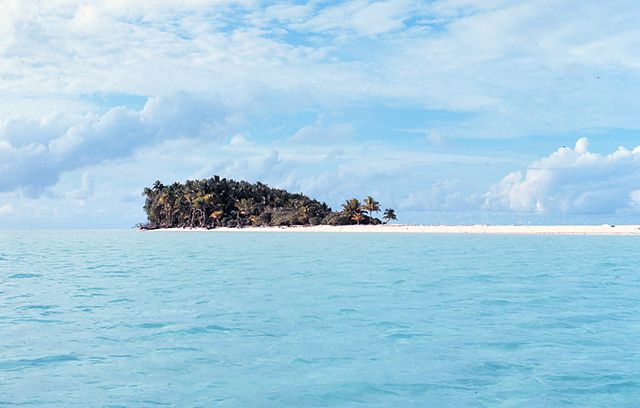 File:Desertisland.jpg