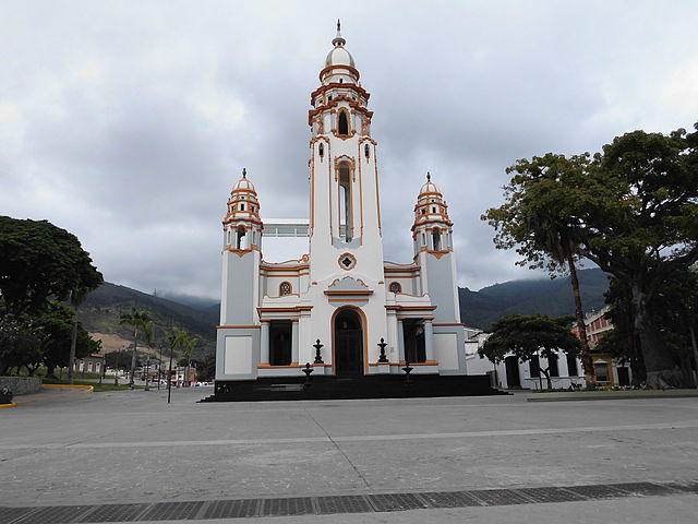 File:Panteón Nacional de Venezuela.JPG
