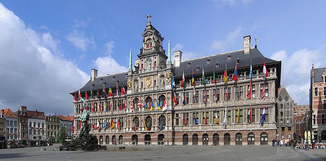 File:Antwerpen Stadhuis crop2 2006-05-28.jpg