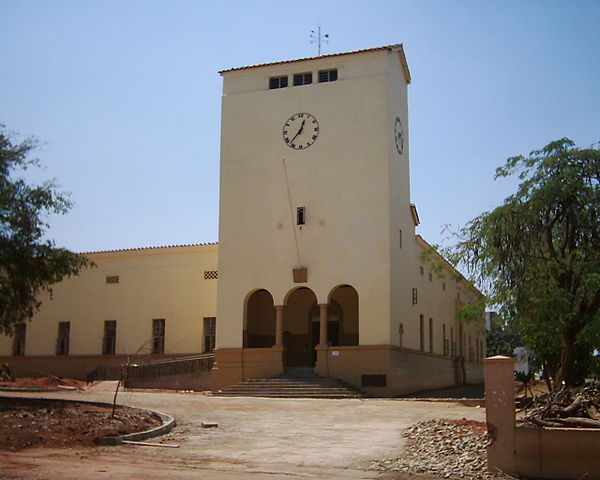 File:Livingstone Museum, Livingstone, Zambia - 200310.jpg