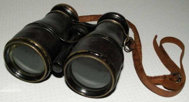 File:Fernglas(alt).JPG