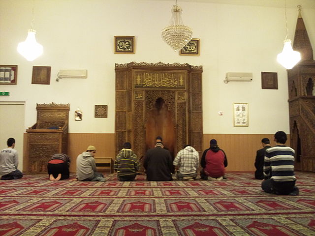 File:Interiormosquekrekelstraatnijmegen.jpg