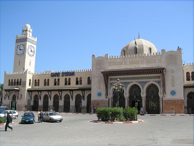 File:Gare ferroviaire.jpg