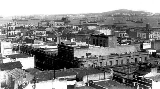 File:Cerro de Montevideo desde la ciudad. A&ntilde;o 1865.jpg