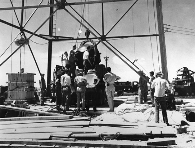 File:Trinity device readied.jpg