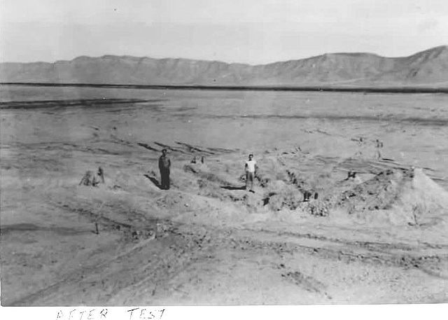 File:Trinity-ground-zero-men-in-crater.jpg