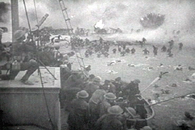 File:British troops retreat dunkerque.png