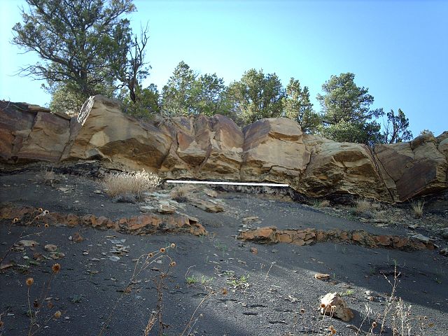 File:Trinlake2a.jpg