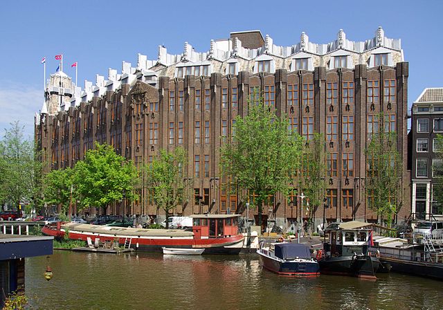 File:Amsterdam Scheepvaarthuis 002.JPG