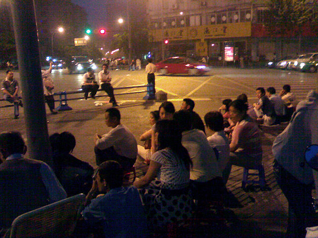 File:Chengdu on May 12 night.jpg