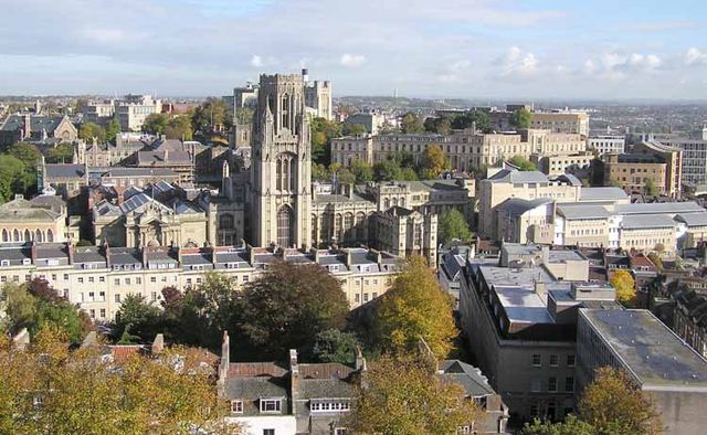 File:Bristol University from Cabot Tower.jpg