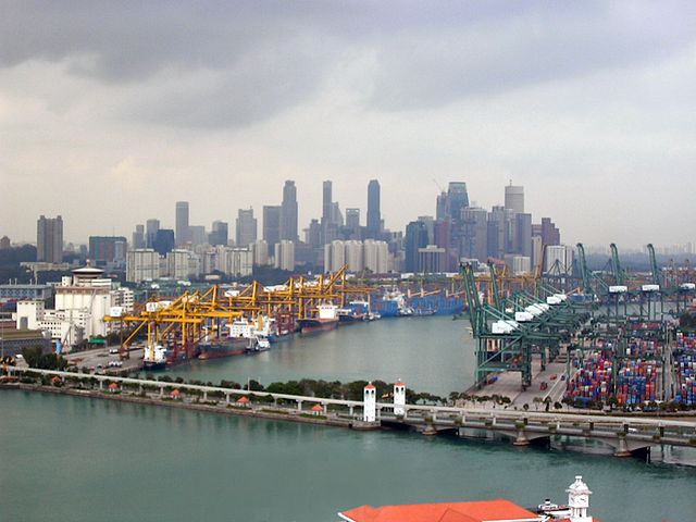 File:SingaporeCBD from Carlsberg Sky Tower.jpg