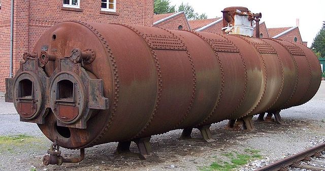 File:Dampfkessel für eine Stationärdampfmaschine im Textilmuseum Bocholt.jpg