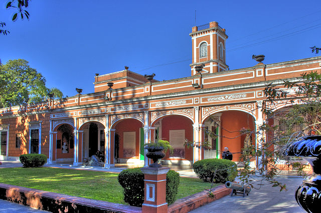 File:Palacio Lezama-full-HDR.jpg