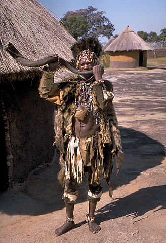 File:Shona witch doctor (Zimbabwe).jpg