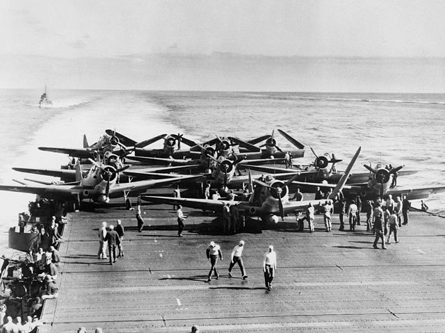 File:TBDs on USS Enterprise (CV-6) during Battle of Midway.jpg