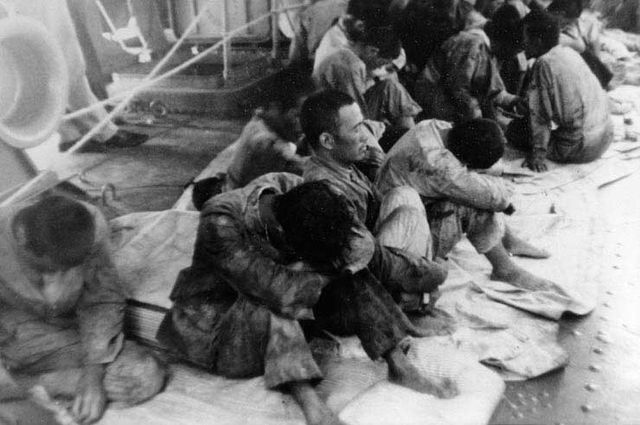 File:Survivors of Hiryu USNA 80 G 79974 1.jpg