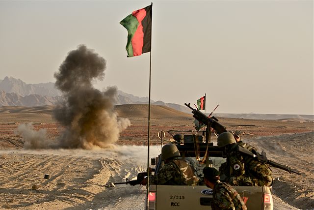 File:Afghan Army neutralizes IED.jpg