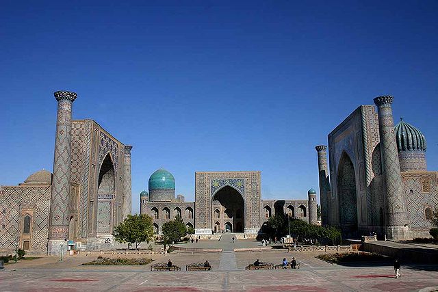 File:Registan - Samarkand - 15-10-2005.jpg