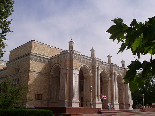 File:Navoi Theater - Tashkent.jpg
