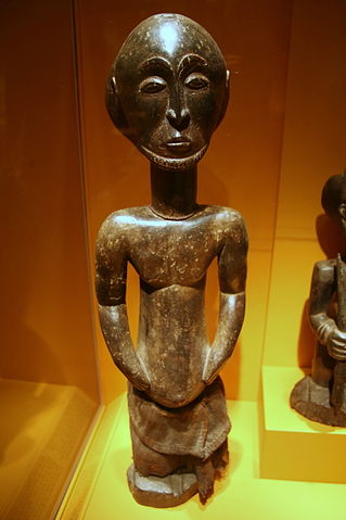 File:Hemba male figure1.jpg
