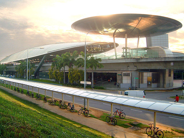 File:Cg1 expo exterior.jpg