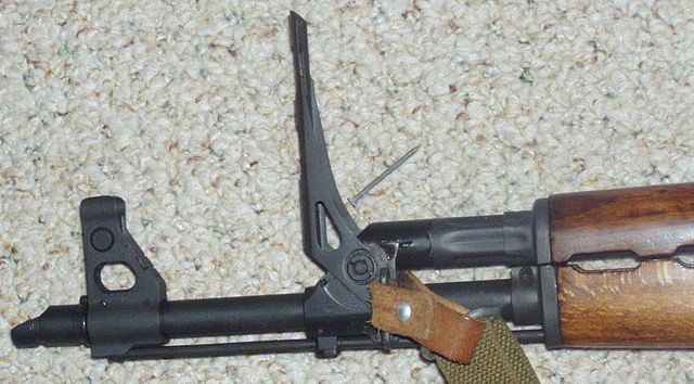 File:Zastava M72AB2 grenade sights raised.JPG
