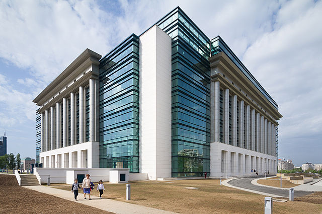 File:Biblioteca Nationala 1.jpg